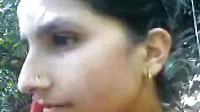 ஆபாச ஆன்லைன் பதிவு இல்லை இந்த காம்-கிராமத்தில்