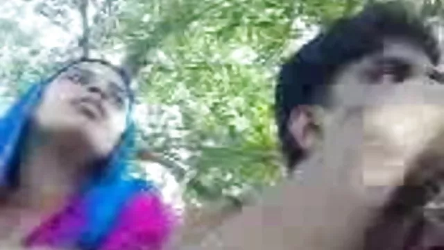 ஆபாச ஆன்லைன் பதிவு இல்லை தேசி நீல படம் ஆண்ட்டி பூங்காவில்