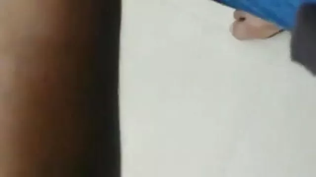 ஆபாச ஆன்லைன் பதிவு இல்லை ஒளிரும் பணிப்பெண்