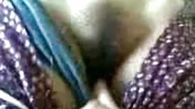 ஆபாச ஆன்லைன் பதிவு இல்லை இளம் வெட்டி கதை இந்திய காதலர்கள்