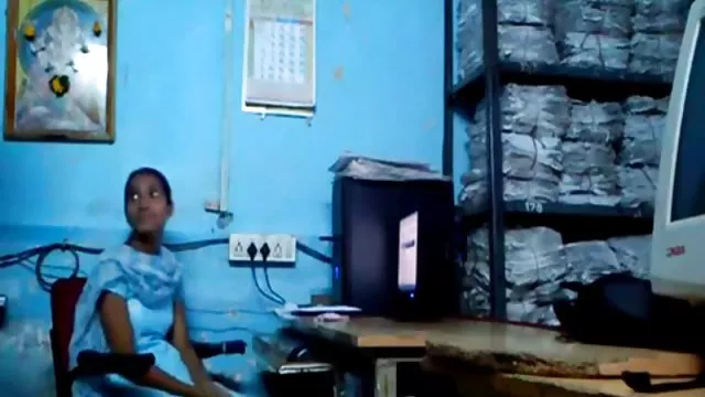 ஆபாச ஆன்லைன் பதிவு இல்லை செக்ஸ் இந்தி திரைப்பட காம் மீது