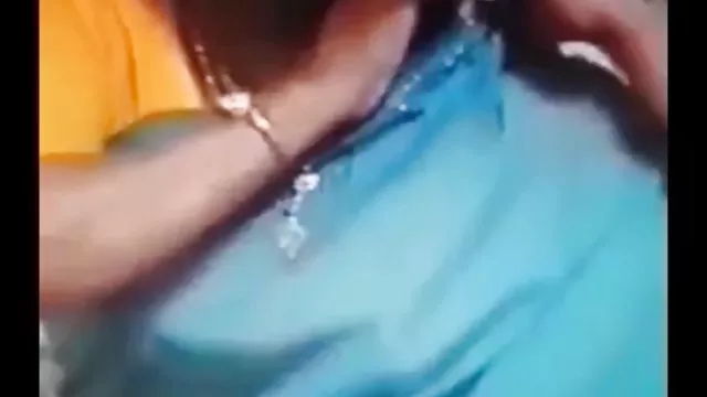 ஆபாச ஆன்லைன் பதிவு இல்லை கவர்ச்சி முழு அளவிற்கு இந்திய