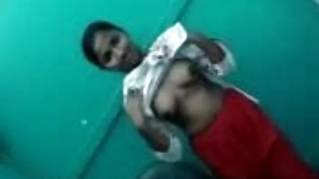 ஆபாச ஆன்லைன் பதிவு இல்லை இந்திய பெண் பால் டீன் சுனிதா -- மூலம்