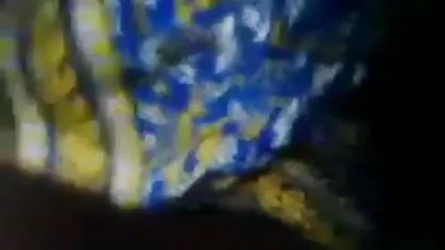 ஆபாச ஆன்லைன் பதிவு இல்லை - இந்திய மனைவி அவரது நண்பரின் மகன்