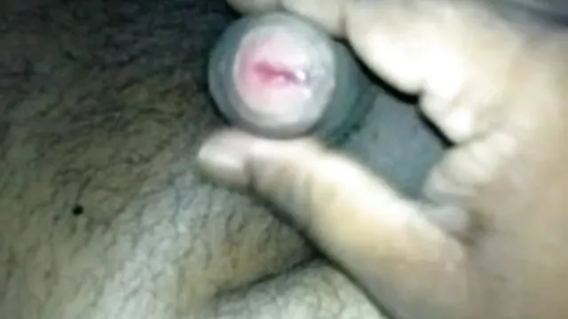 ஆபாச ஆன்லைன் பதிவு இல்லை டிக் செக்ஸ் காம் இந்த ஒரு 22 வயது பையன்
