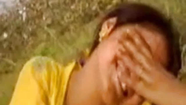 ஆபாச ஆன்லைன் பதிவு இல்லை தேசி கவர்ச்சி வீடியோ கிராமத்தில் பெண் சிறுவர்கள்