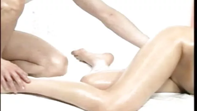 ஆபாச ஆன்லைன் பதிவு இல்லை செக்ஸ் பெண் எண்ணெய் மசாஜ்